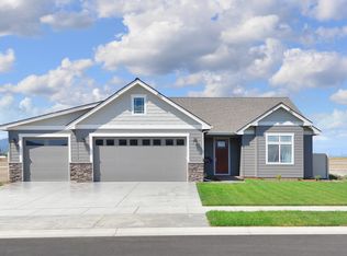 3693 E Alopex Ln, Post Falls, ID 83854