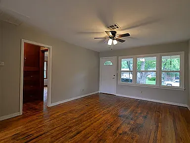 801 S Kings St — Photo 3