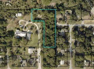 390 7th Pl SW, Vero Beach, FL 32962