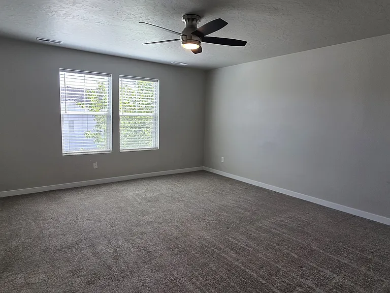 3313 S Daybreak Ave — Photo 18