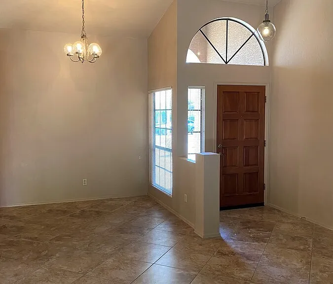 1741 W Ivanhoe St — Photo 5