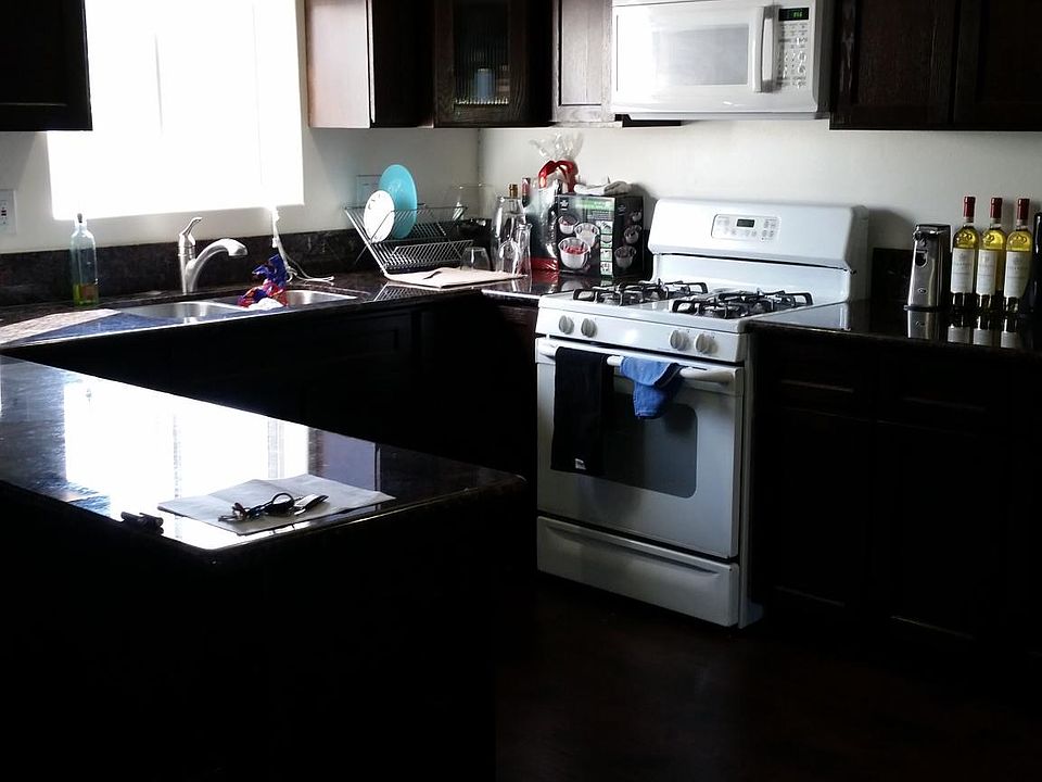 2nd image of 414 E Century Blvd