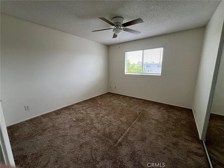 569 E St #30 — Photo 8