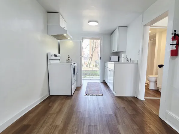 4 S 4th St, Oxford, PA 19363