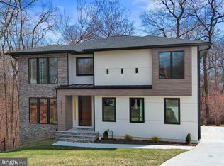 3113 Circle Hill Rd, Alexandria, VA 22305