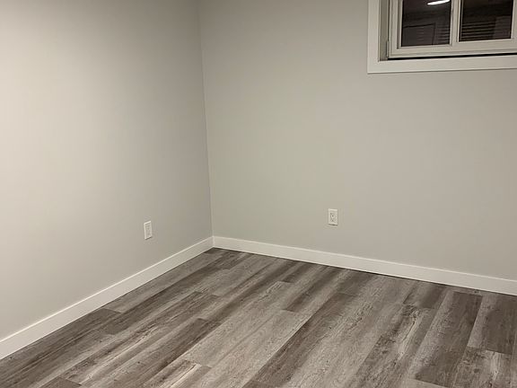 2nd image of 31 Lambert Cres