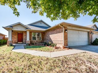 421 Argos Rd, Yukon, OK 73099