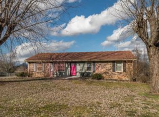 140 Halls Gap Estates Rd, Stanford, KY 40484
