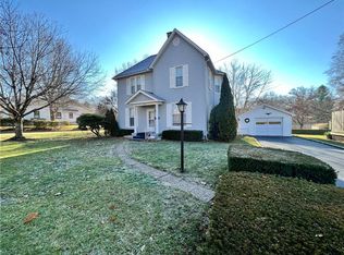 1865 E Cantrell St, Decatur, IL 62521