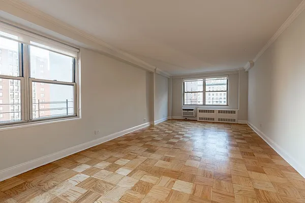 Rented by Stonehenge NYC LLC | media 17