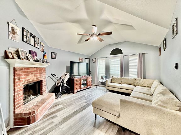2nd image of 123 Breanna Way