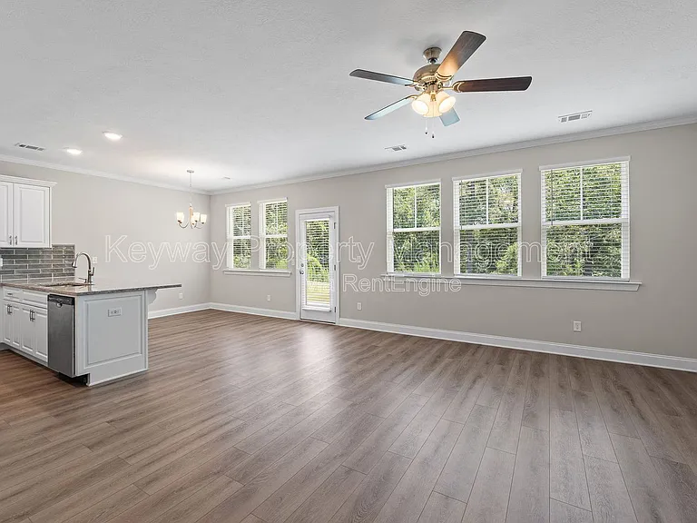 138 Candleberry Dr — Photo 9