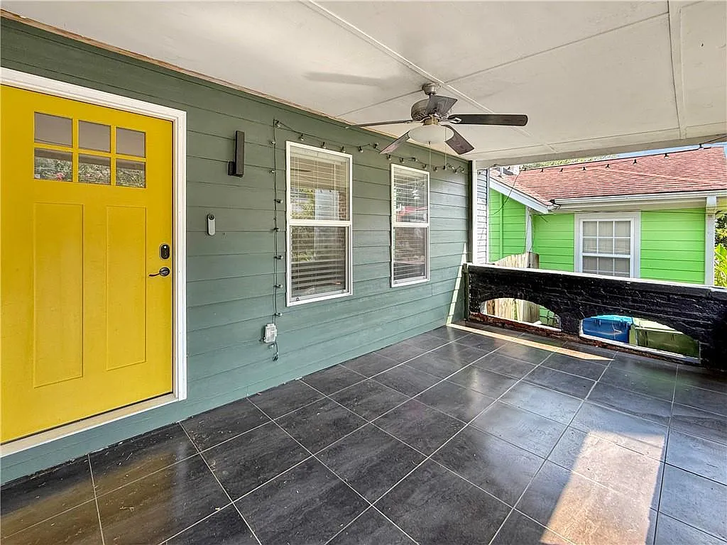 4 bed, 3.0 bath, 2284 sqft, $2,680 — Photo 2