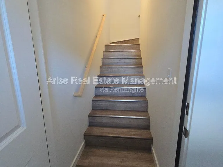 1630 SW Juniper Ave — Photo 7