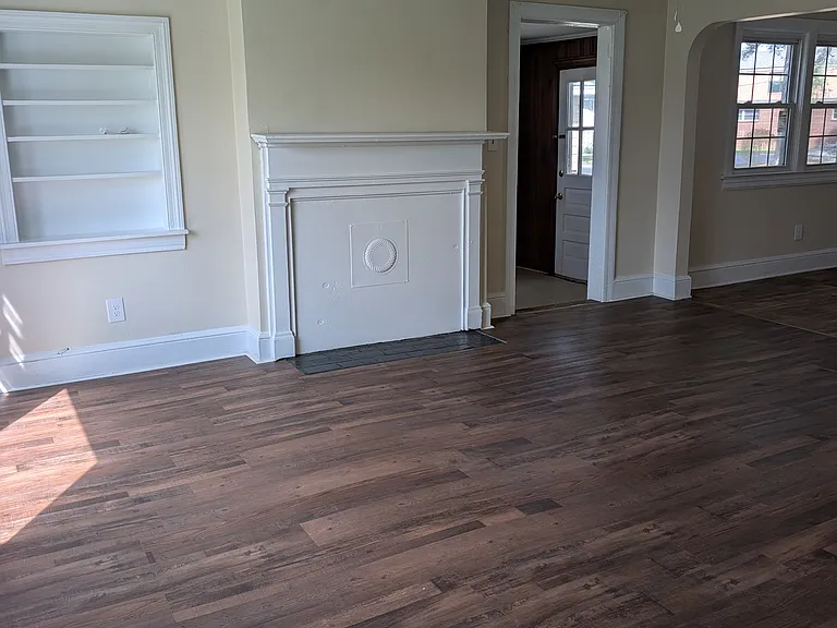 203 S South A Gilliam St — Photo 2