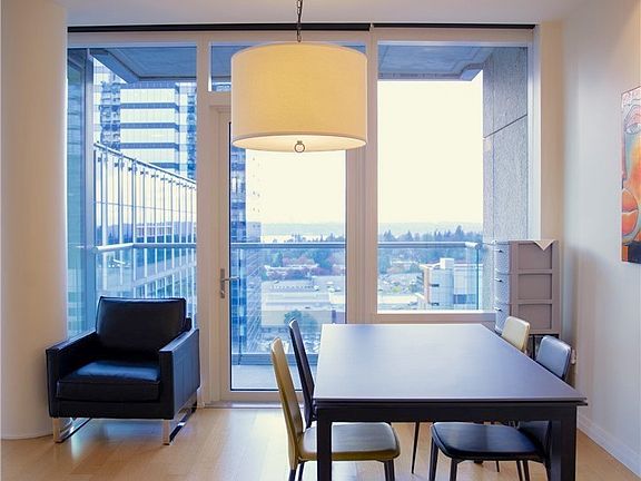 4th image of 500 106th Ave NE Unit 2115