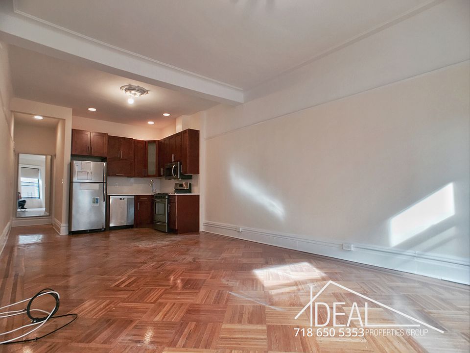 1st image of 469 4th St #41