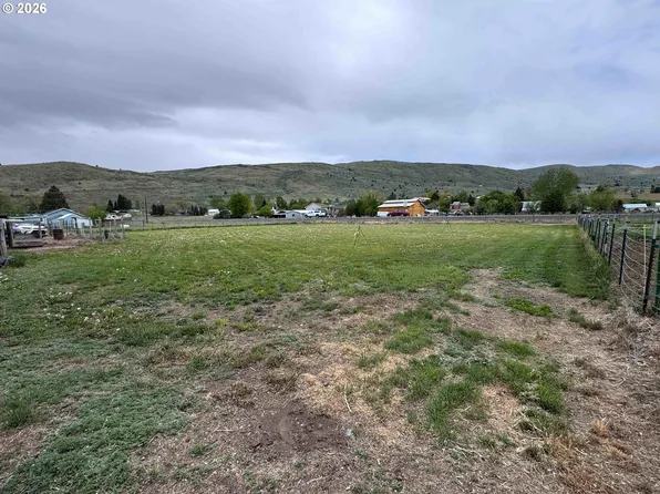 2400 Failing Ave, Baker City, OR 97814