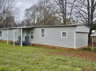 277 Hub Greer Rd, Chesnee, SC 29323