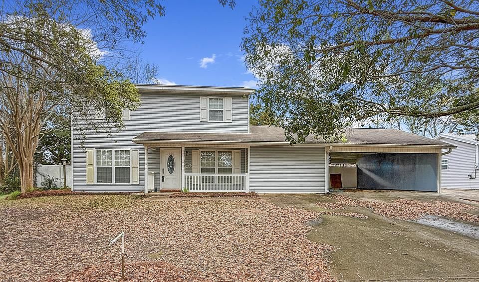 1st image of 207 Candace Ct
