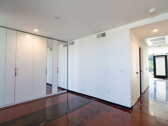 4th image of 1436 S Terrace Rd APT 103