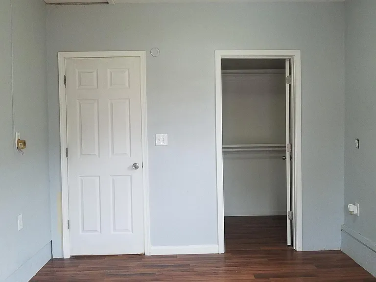 1116 Hazelwood Dr — Photo 5