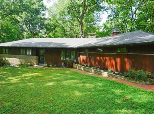 350 E Cooke Rd, Columbus, OH 43214