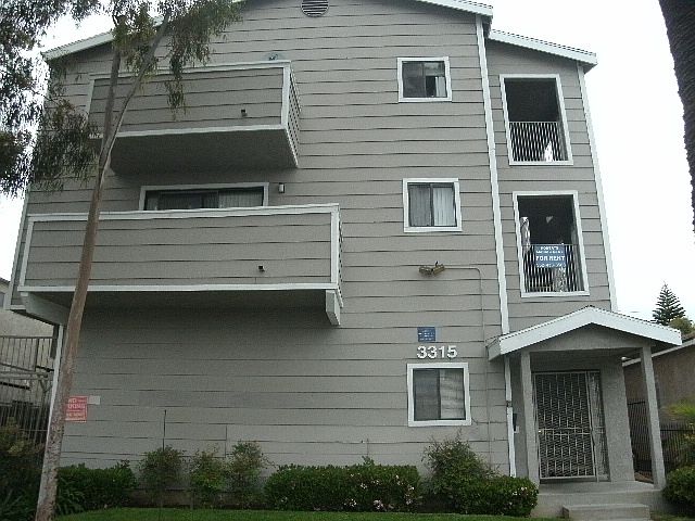 1st image of 3315 E 15th St APT 201