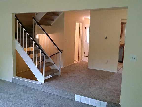 3rd image of 5387 Breeze Hill Pl