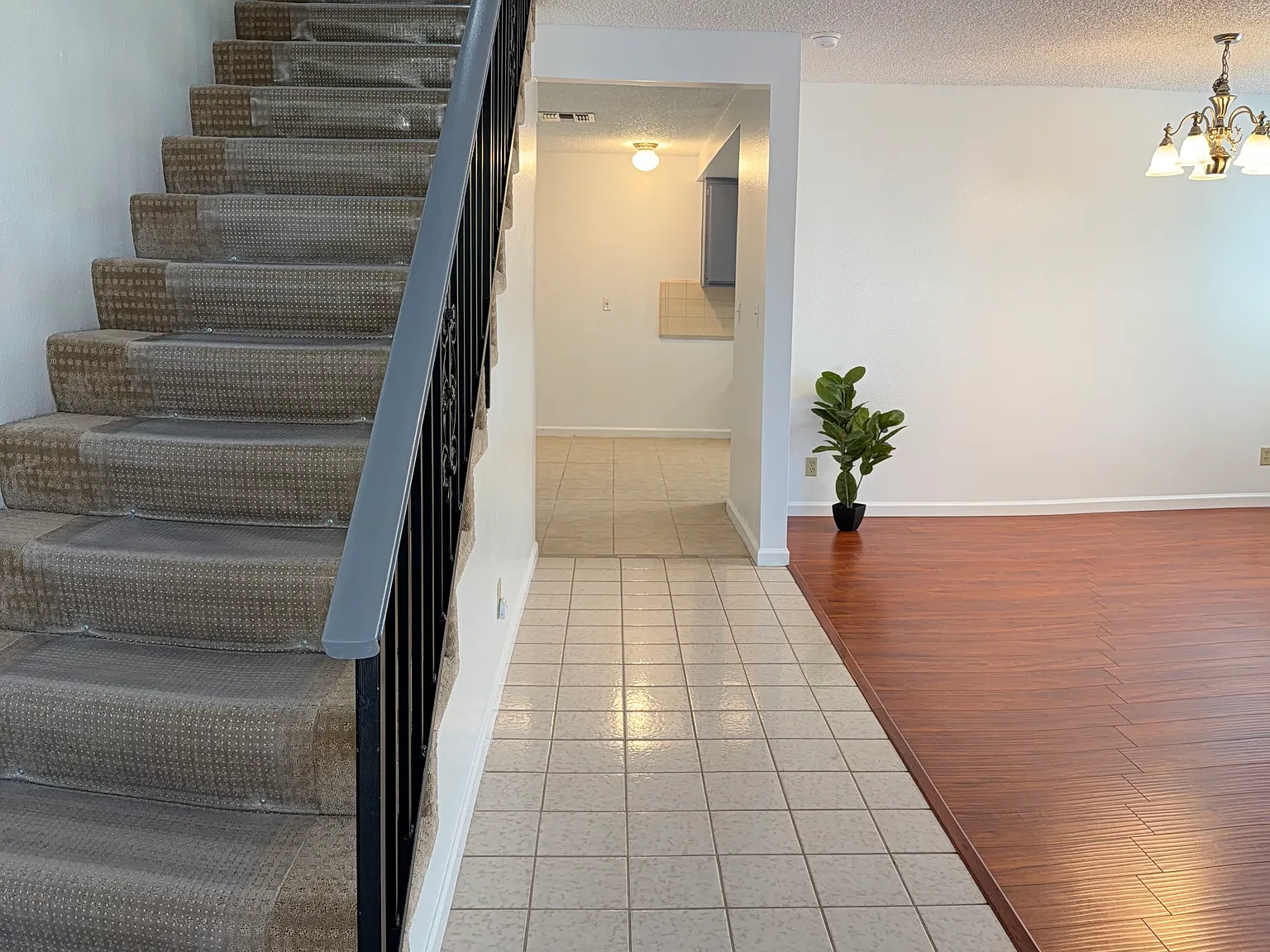 4 bed, 1850 sqft, $4,195 — Photo 2