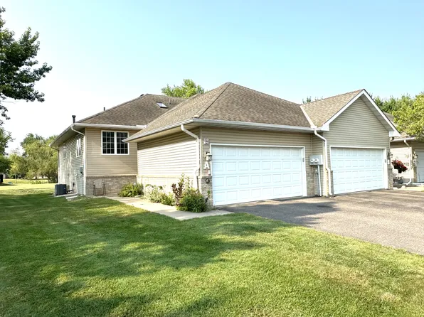 10635 44th Ave N APT A, Plymouth, MN 55442