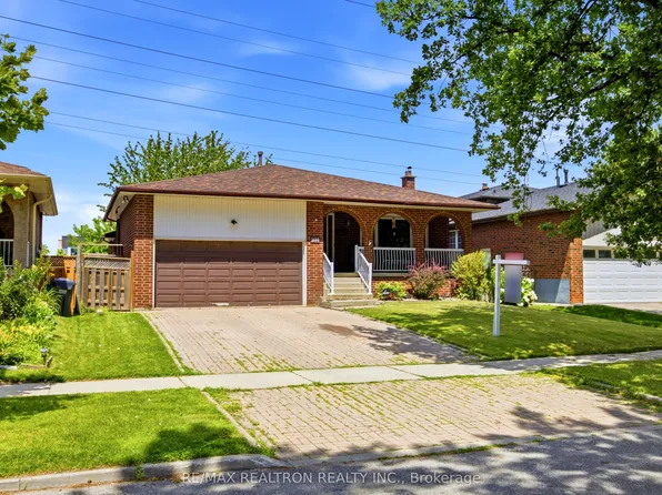 1199 Melton Dr, Mississauga, ON L4Y 4A9