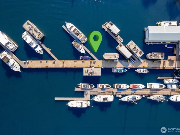 2309 N Northlake Way #7, Seattle, WA 98103