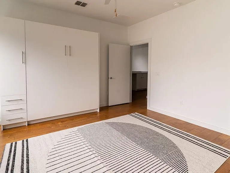 3001 Del Curto Rd #34 — Photo 8