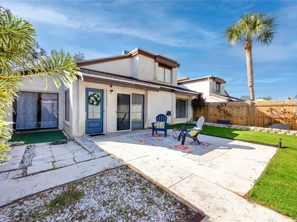 2095 Sunset Point Rd APT 2504, Clearwater, FL 33765