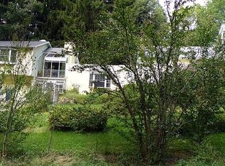8547 School House Ln, Zionsville, PA 18092