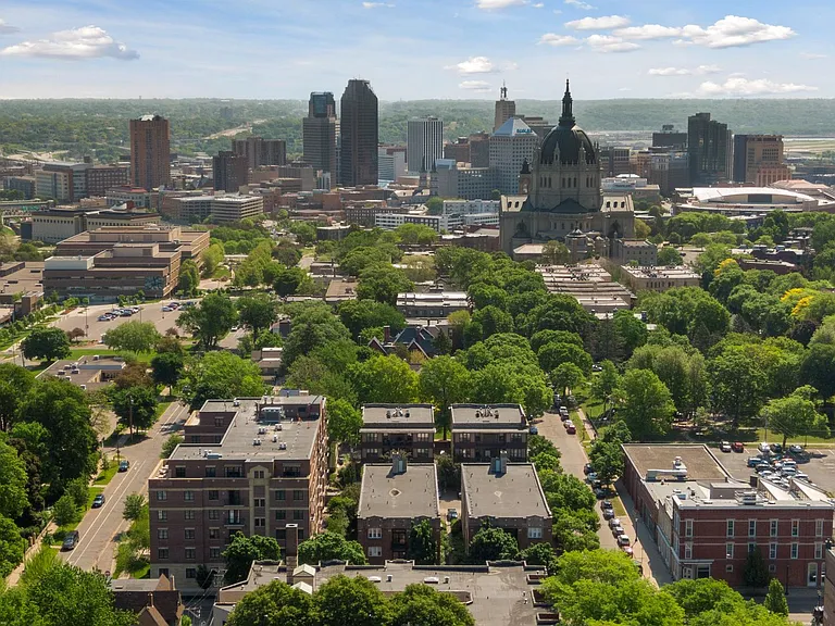 Marquette on the Hill — Photo 15