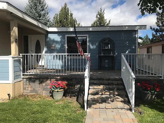 2nd image of 1001 SE 15th St Unit 12