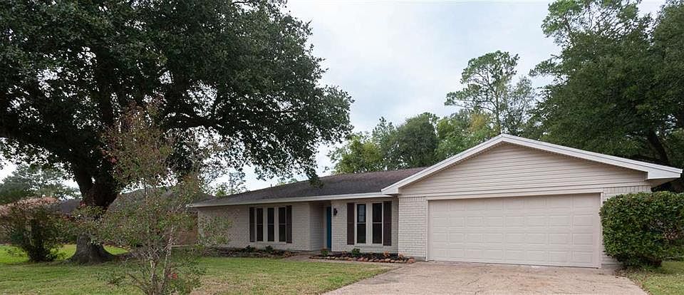 1st image of 8270 Shenandoah Dr