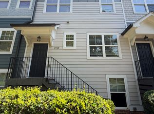 3792 Oxford Cir, Doraville, GA 30340