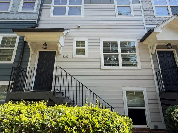 3792 Oxford Cir, Doraville, GA 30340