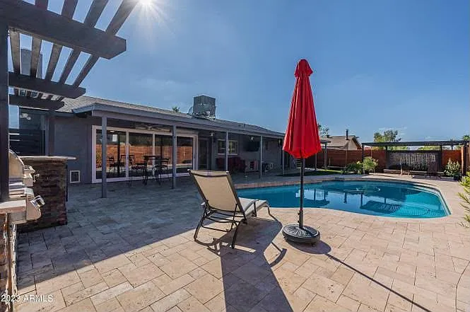 1634 E Del Rio Dr — Photo 16