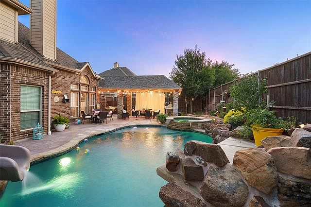 1st image of 7507 Courtney Cir