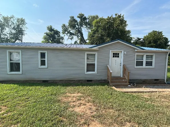 601 Moores Dr, Hopkinsville, KY 42240