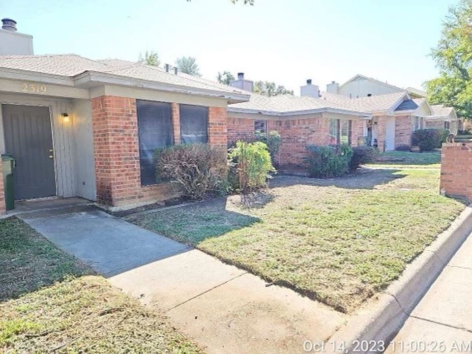 1st image of 2319 Miguel Ln