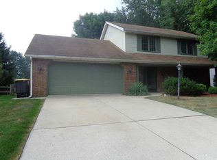 7228 Turkey Run Dr, Fort Wayne, IN 46815