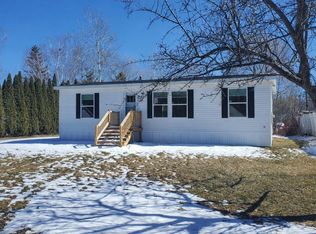 70 Shepherd Dr, Bangor, ME 04401