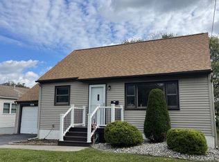 616 Boston Rd, Syracuse, NY 13211