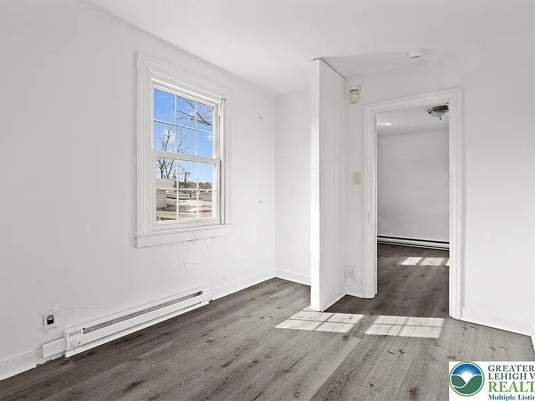 1113 Ferry St #3 — Photo 10