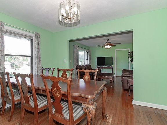 4th image of 3436 Peach Orchard Rd